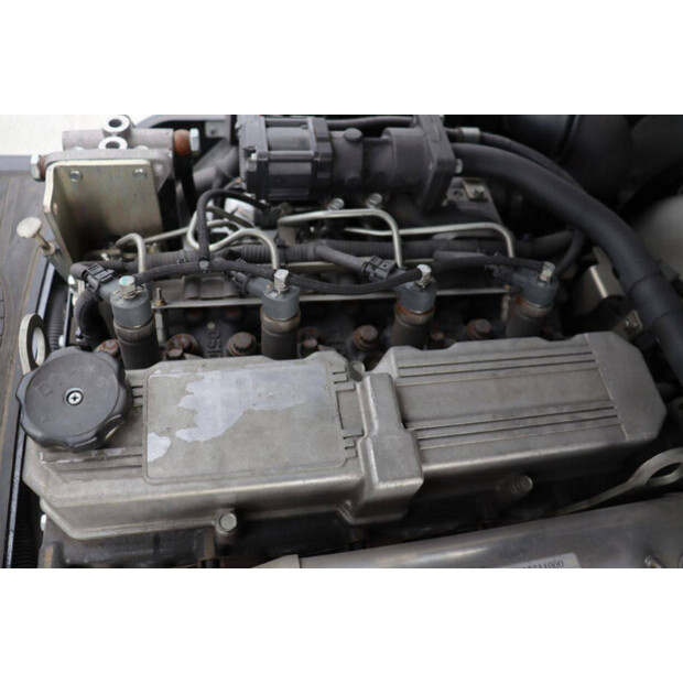 2019 يونيكاريرز FD25T5M-43012391