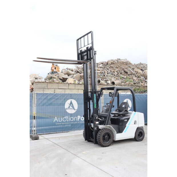 2019 يونيكاريرز FD25T5M-43012393