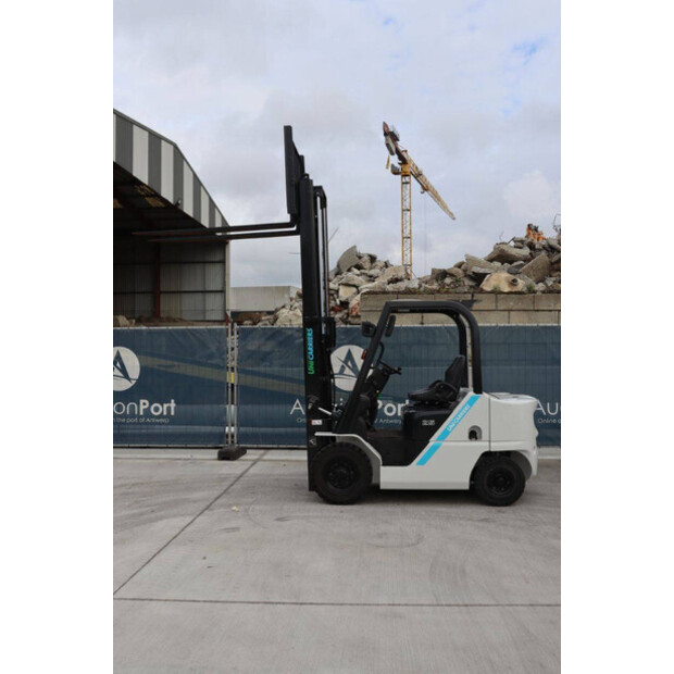 2019 يونيكاريرز FD25T5M-43012394