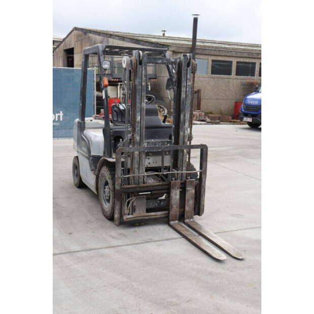 NISSAN PL02-43012415