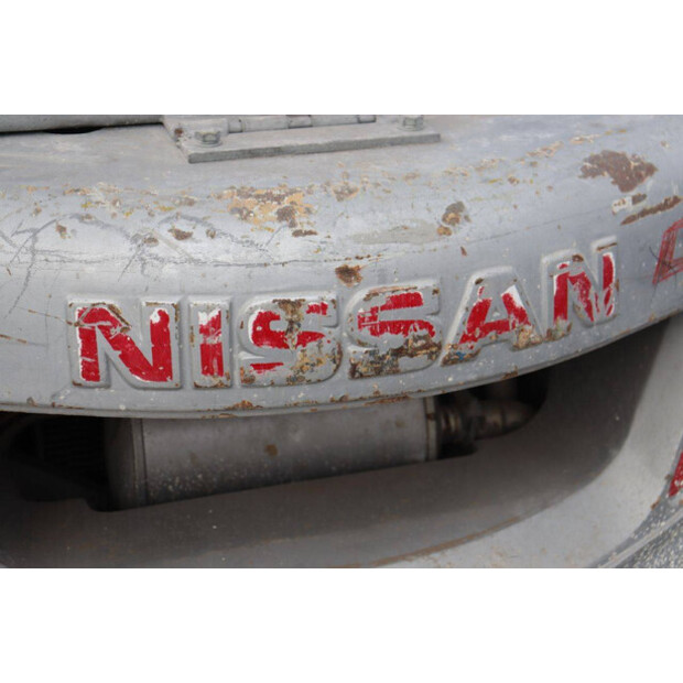 NISSAN PL02-43012427