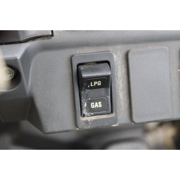 NISSAN PL02-43012439