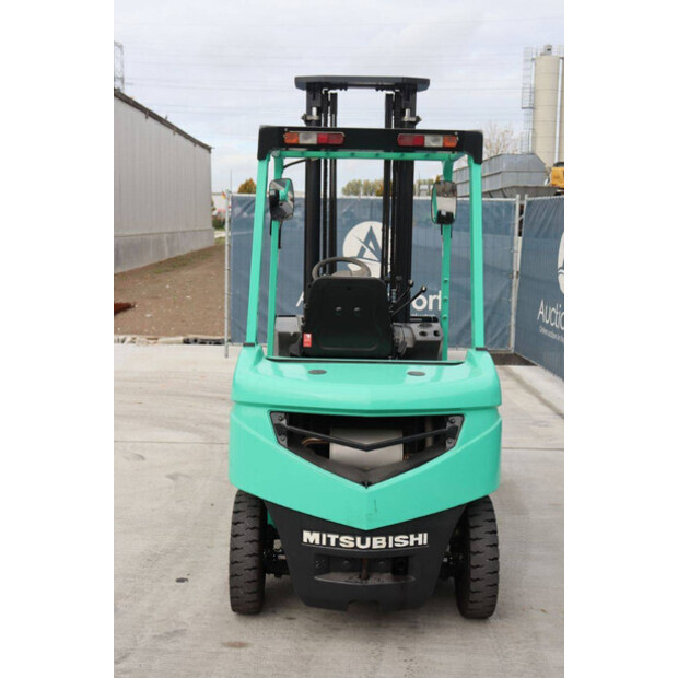 2012 MITSUBISHI FGE20T-43012514