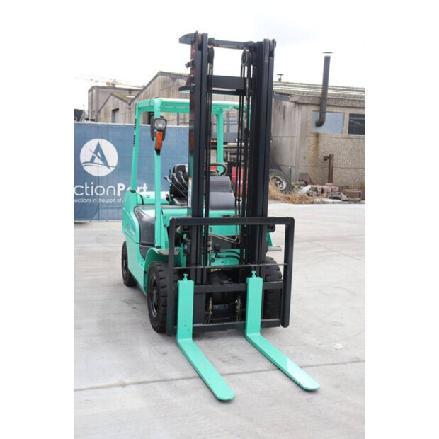 2012 MITSUBISHI FGE20T-43012516