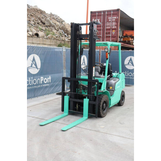 2012 MITSUBISHI FGE20T-43012518
