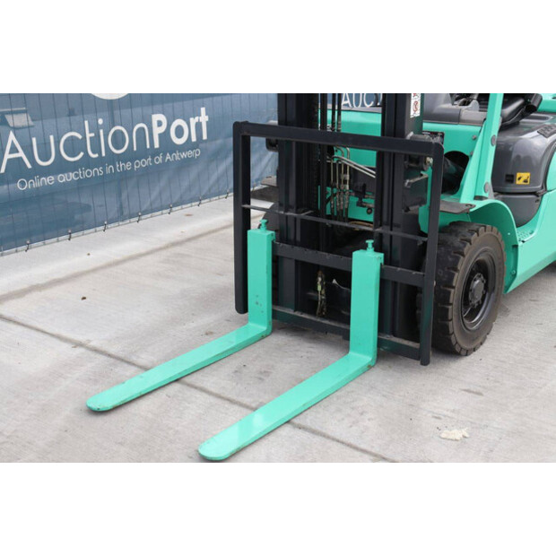 2012 MITSUBISHI FGE20T-43012519