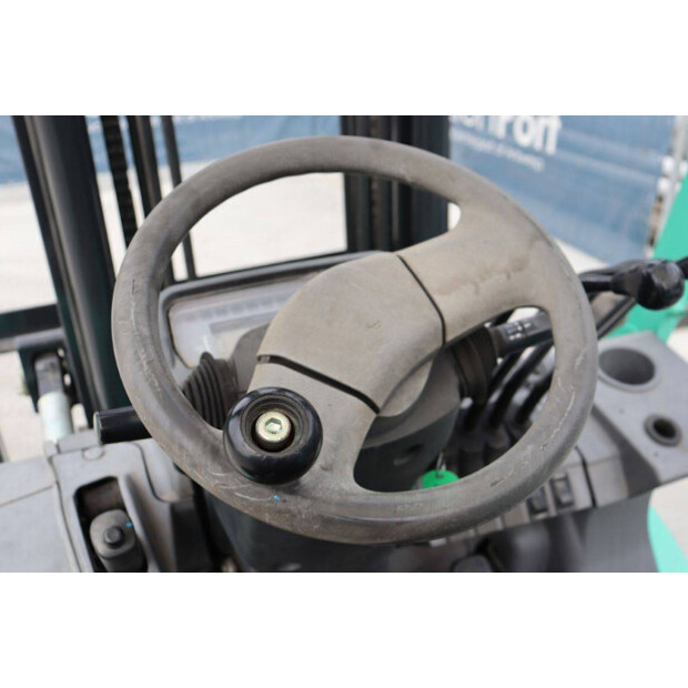 2012 MITSUBISHI FGE20T-43012533