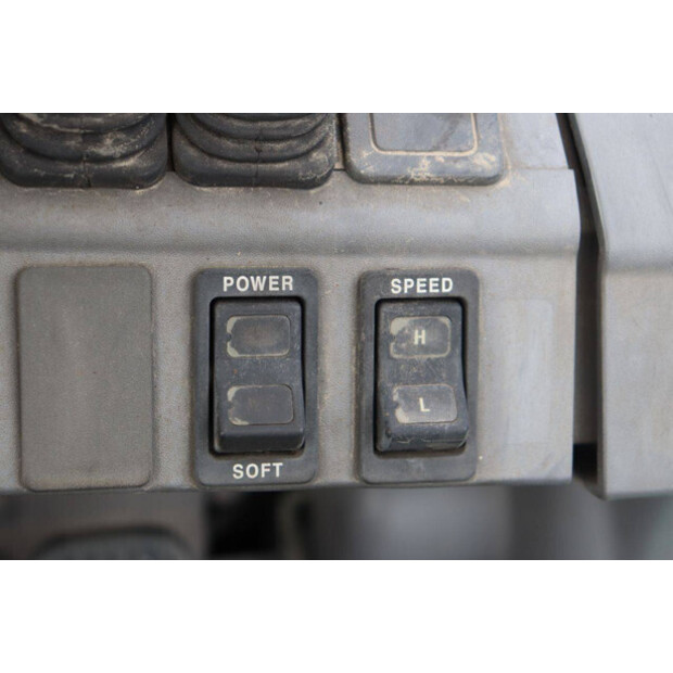 2012 MITSUBISHI FGE20T-43012539