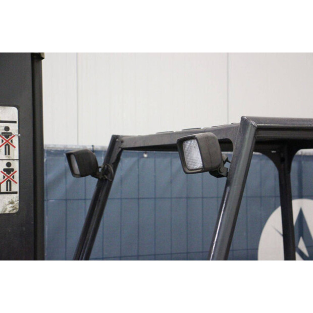 2000 ليندي E16C-02-43012737