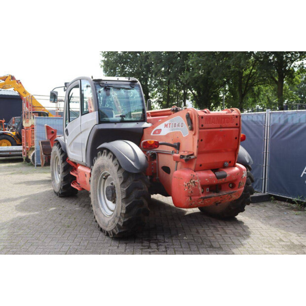 2010 مانيتو MT 1840-43013102