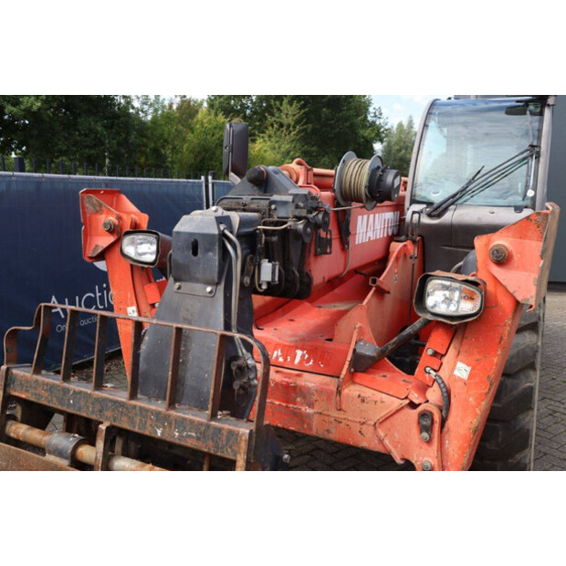 2010 مانيتو MT 1840-43013112