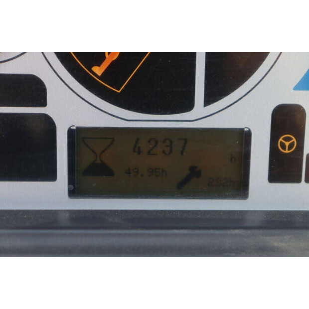 2010 مانيتو MT 1840-43013132