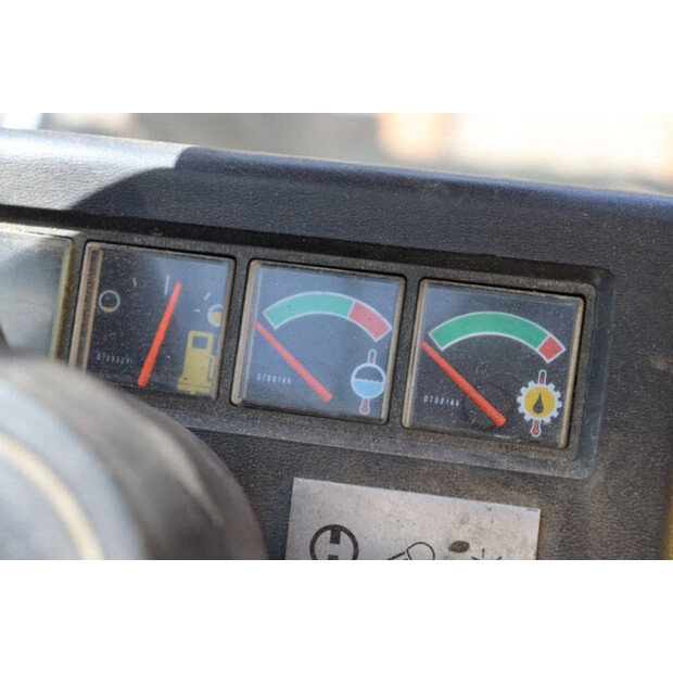 2002 Daewoo D40S-2-43013258