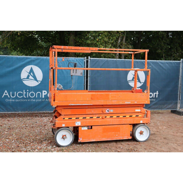 2015 SkyJack SJ3220-43013313