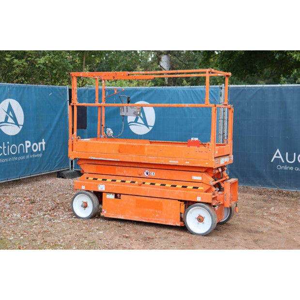 2015 SkyJack SJ3220-43013315