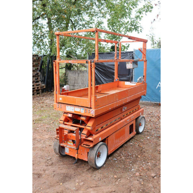 2015 SkyJack SJ3220-43013319