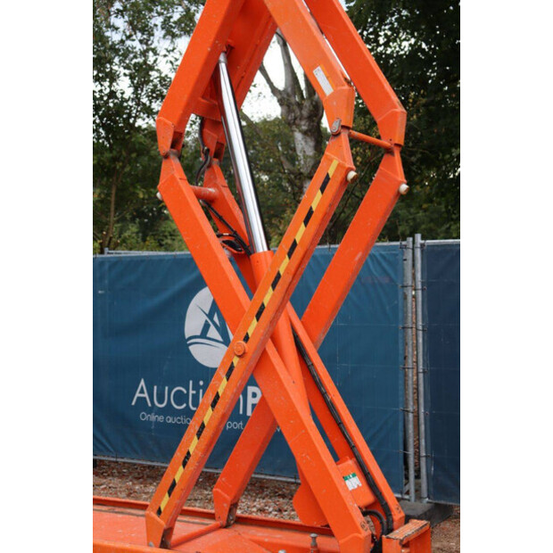 2015 SkyJack SJ3220-43013340