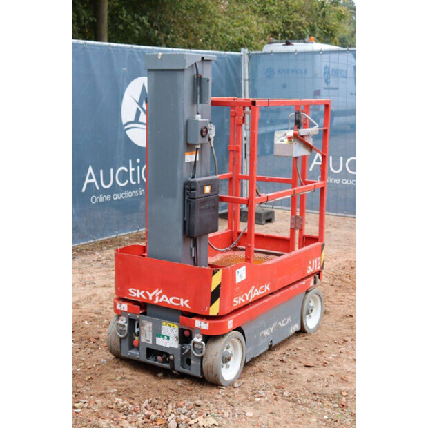 2015 SkyJack SJ12-43013545