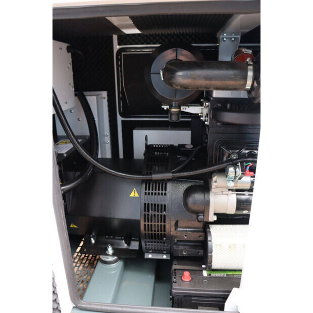 2025 Ashita AG3-70-43013597