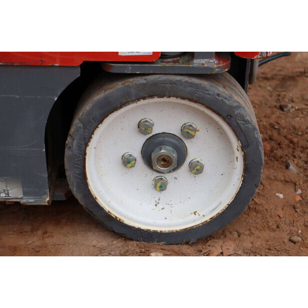 2015 سكايجاك SJ12-43013623