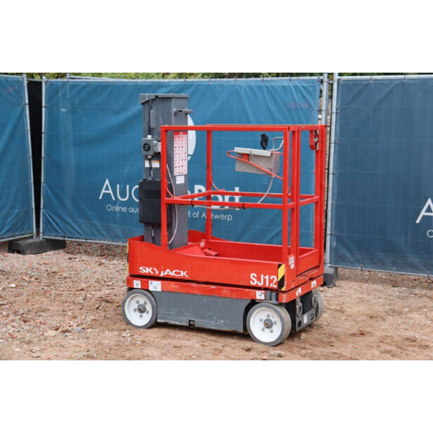 2015 SkyJack SJ12-43013676