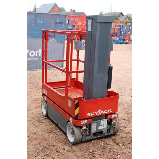 2015 SkyJack SJ12-43013680