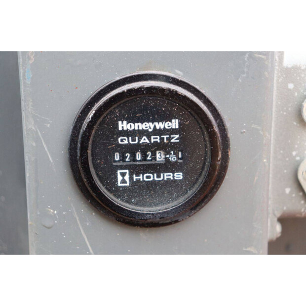 2015 SkyJack SJ12-43013687