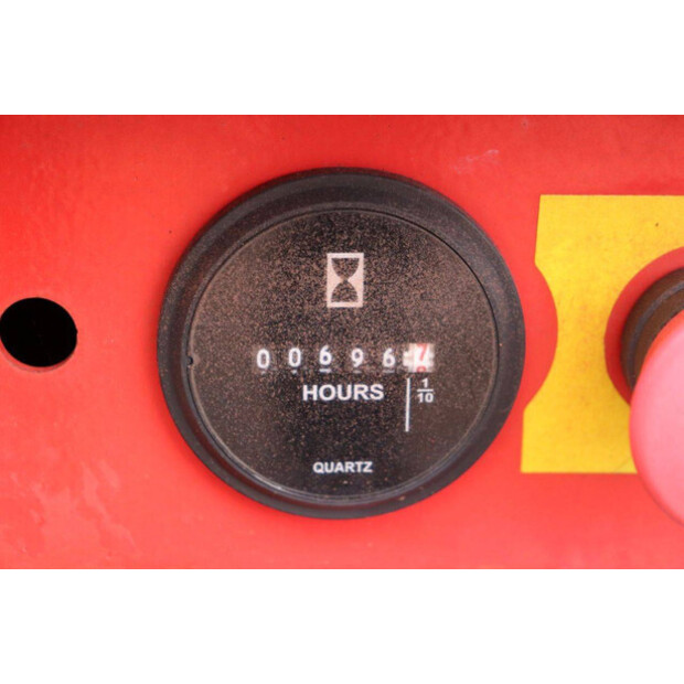 2004 Genie GS2632-43013724