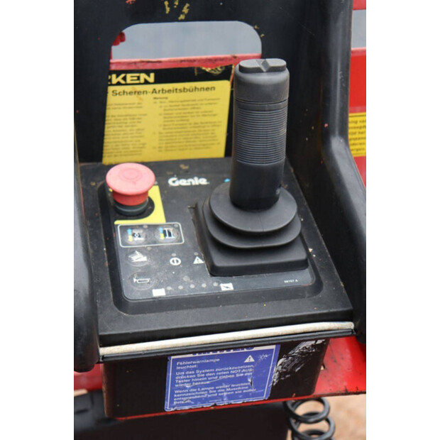 2004 Genie GS2632-43013729