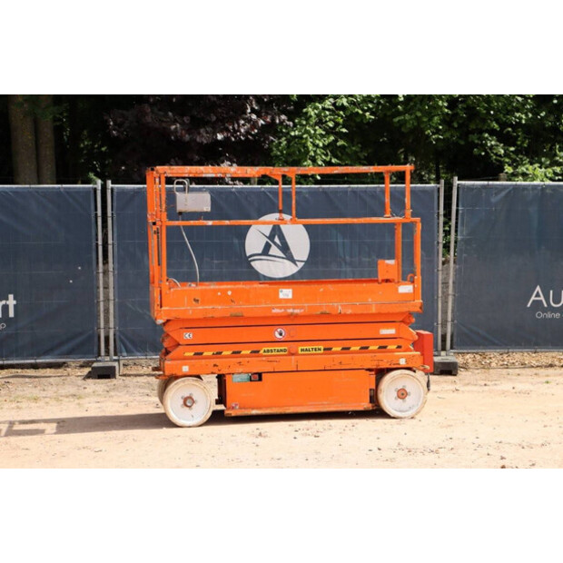 2011 SkyJack SJ III - 3220-43013895