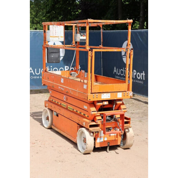 2011 SkyJack SJ III - 3220-43013898