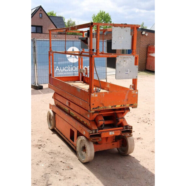 2011 SkyJack SJ III - 3220-43013901