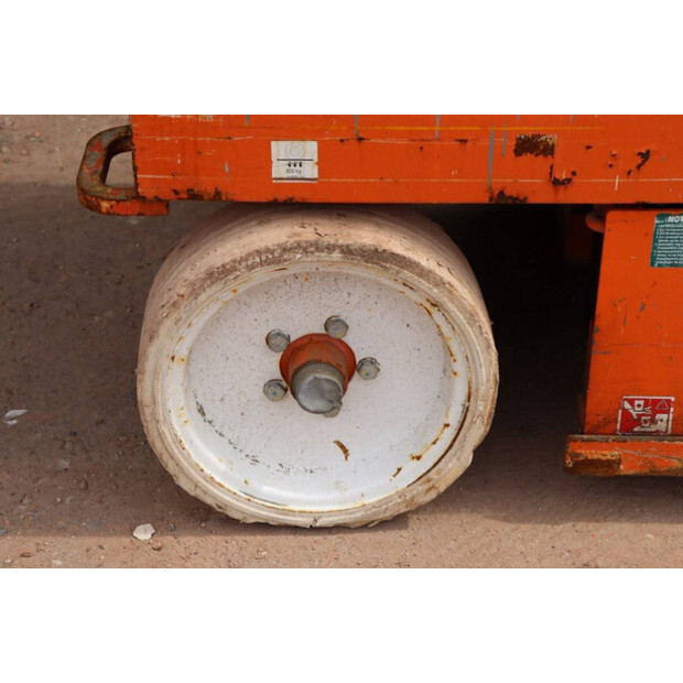 2011 SkyJack SJ III - 3220-43013904