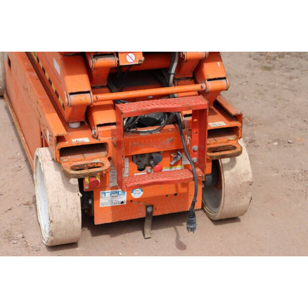 2011 SkyJack SJ III - 3220-43013906