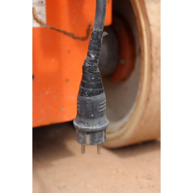 2011 SkyJack SJ III - 3220-43013907