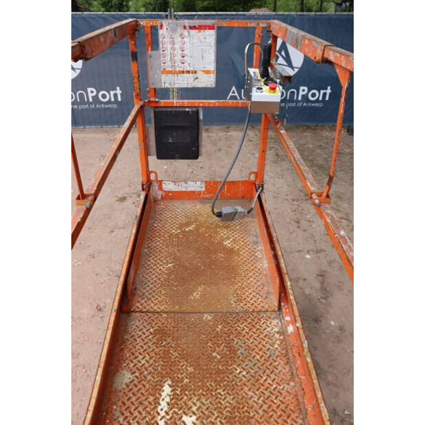 2011 SkyJack SJ III - 3220-43013910