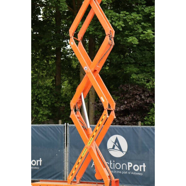 2011 SkyJack SJ III - 3220-43013924