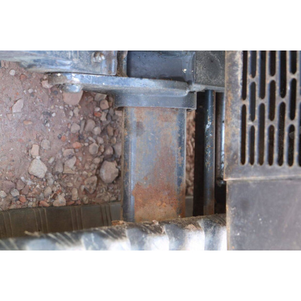 2011 YANMAR SV17-EX-43014089