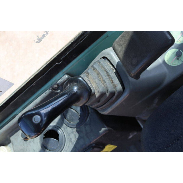 2011 YANMAR SV17-EX-43014100