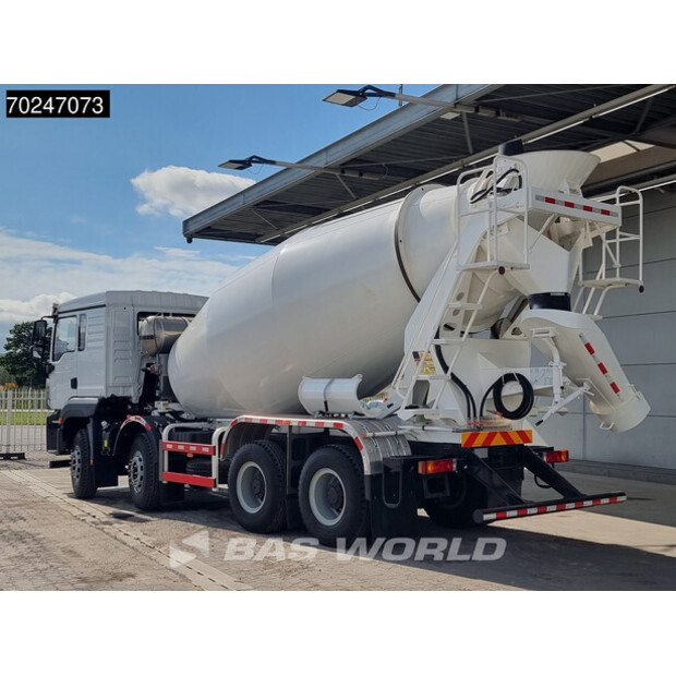 2025 SHACMAN M3000-43015258