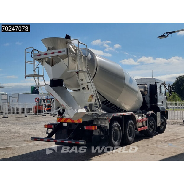 2025 SHACMAN M3000-43015271