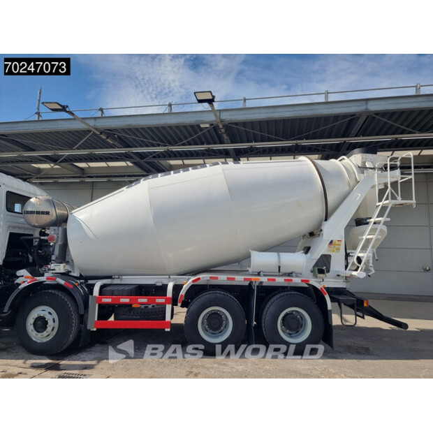 2025 SHACMAN M3000-43015273