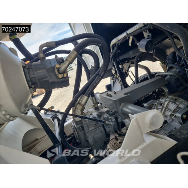 2025 SHACMAN M3000-43015275