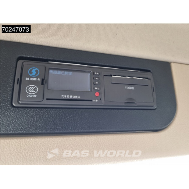 2025 SHACMAN M3000-43015293