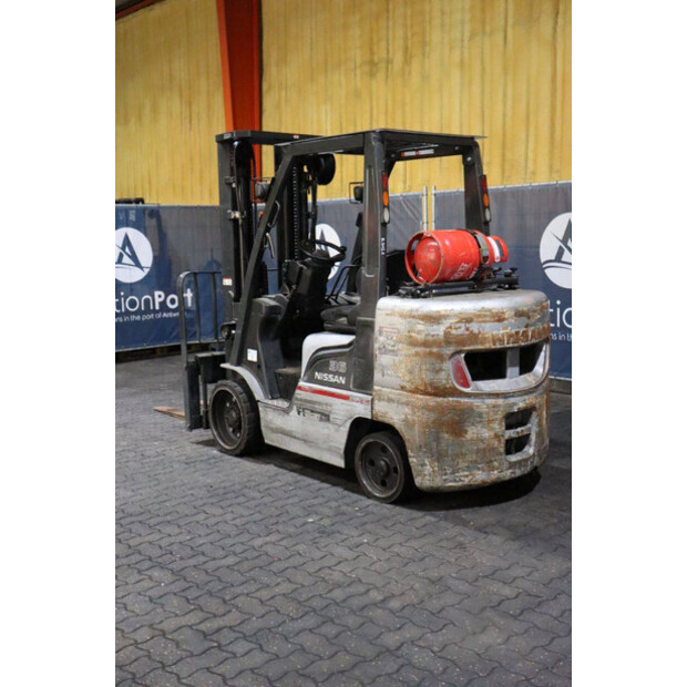 2008 نيسان MC UG1F-43029308