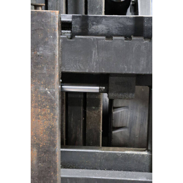 2008 نيسان MC UG1F-43029316