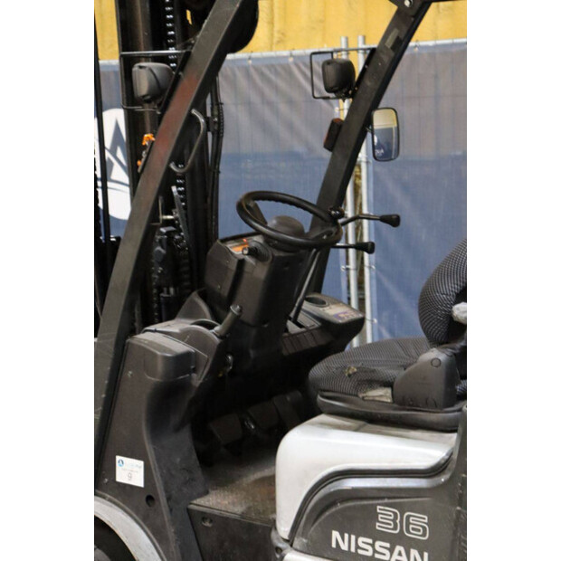 2008 نيسان MC UG1F-43029326