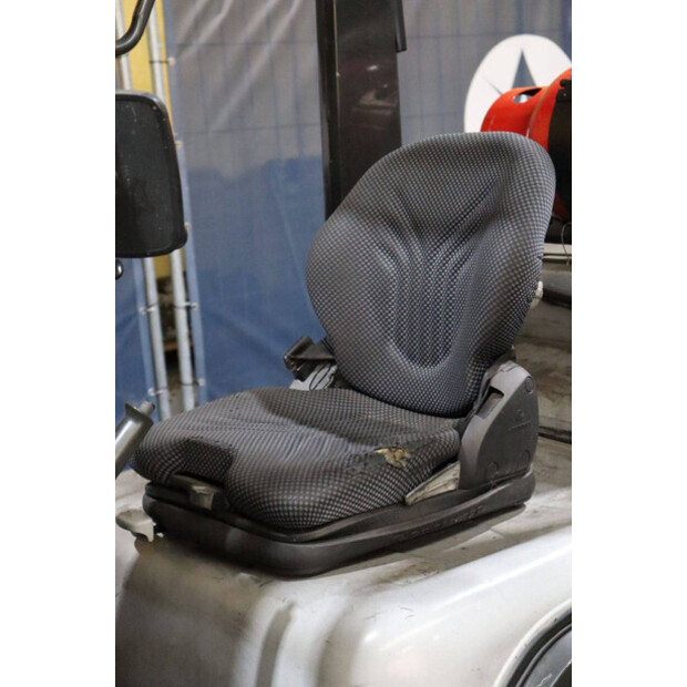 2008 نيسان MC UG1F-43029329