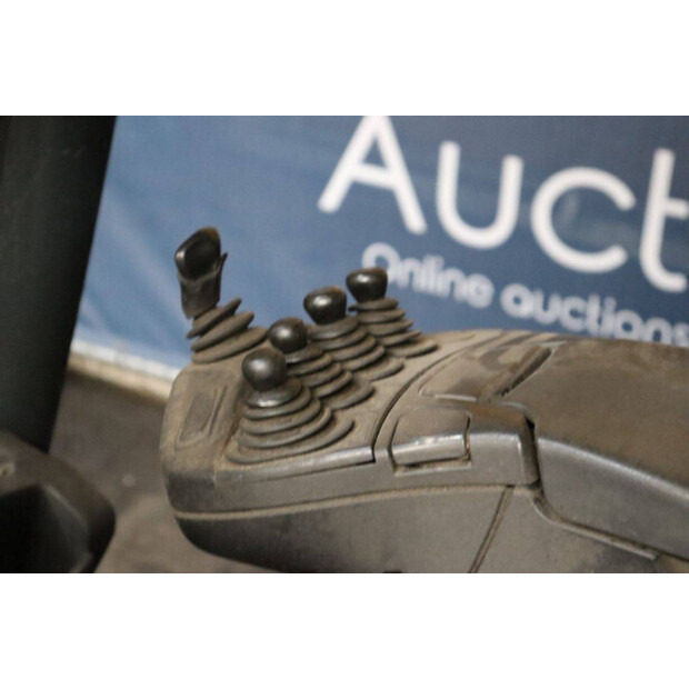 2015 Fenwick H35T-02-43029572