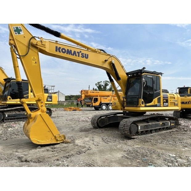 2024 Komatsu PC220-8-43029739